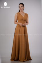 THE FLOWING V-NECK MAXI