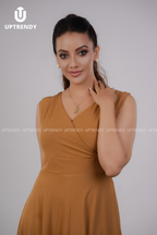 THE FLOWING V-NECK MAXI