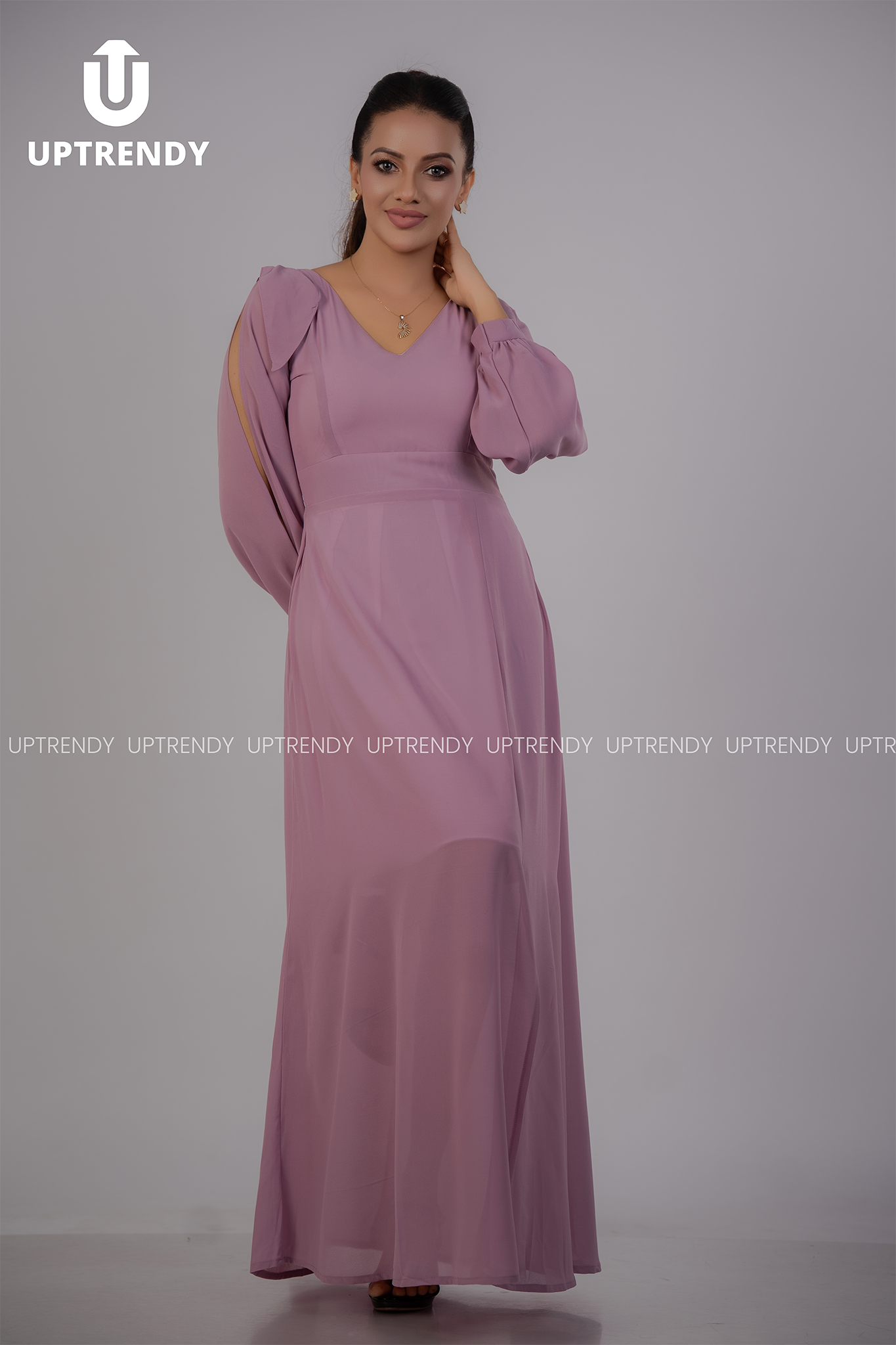 THE SLIT-SLEEVE FLOWING MAXI