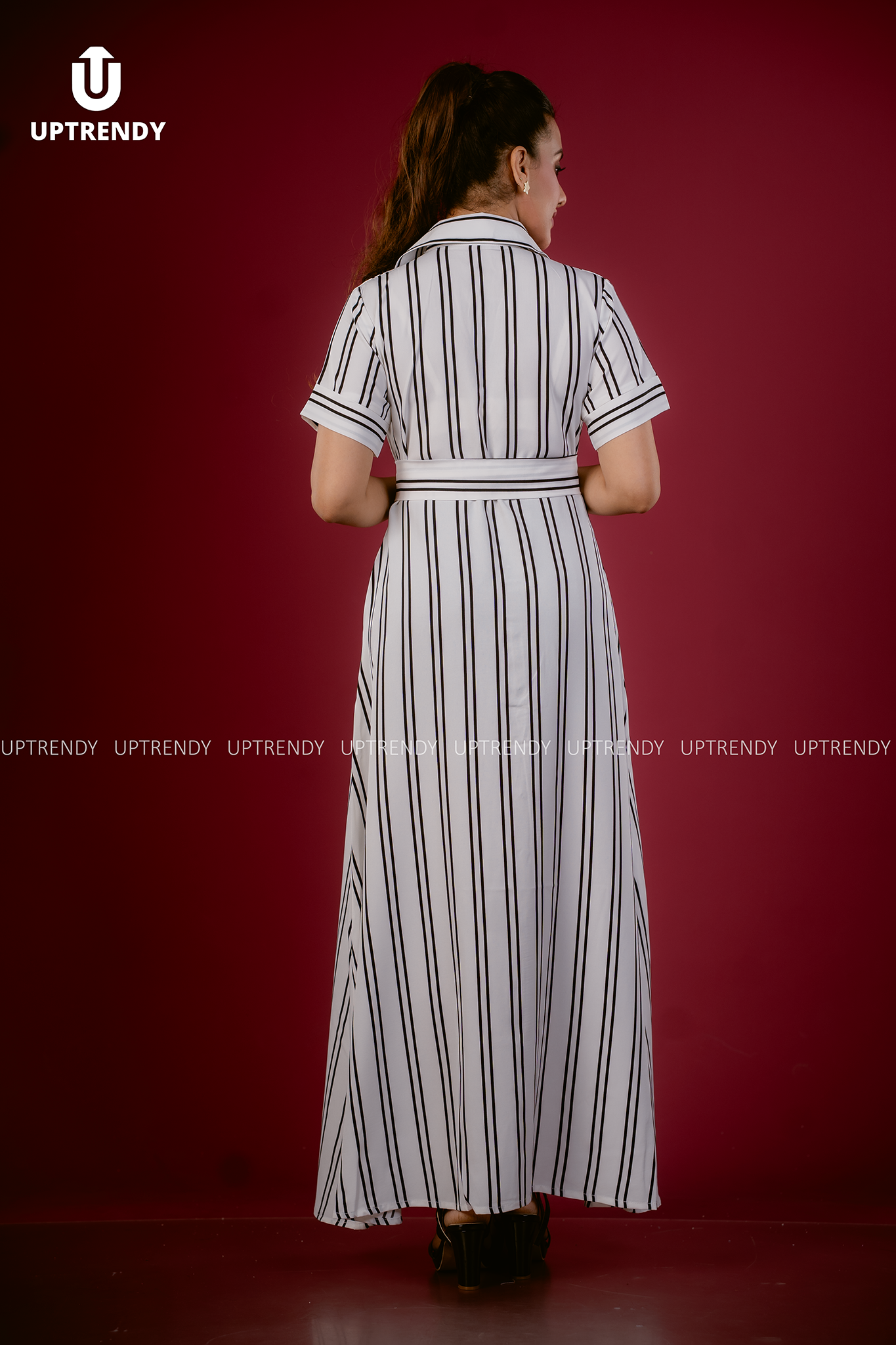 THE MONOCHROMATIC STRIPE MAXI DRESS