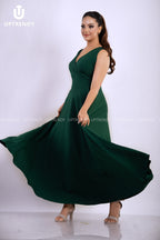 THE FLOWING V-NECK MAXI